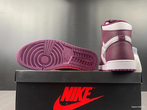 1 High OG Bordeaux 555088-611 Air Jordan 0630
